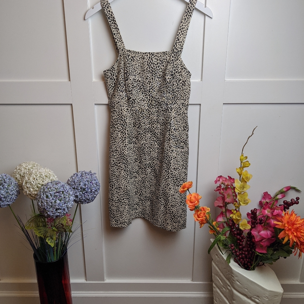 Dress - Picture 3 of 10